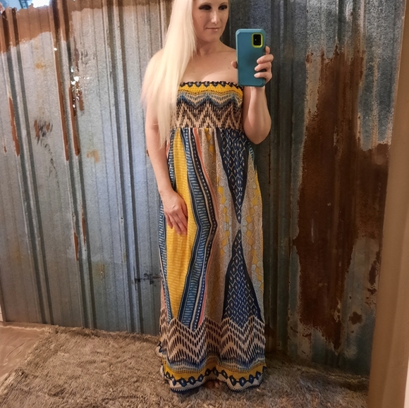 Bold Print Bandeau Maxi Dress - Picture 1 of 12